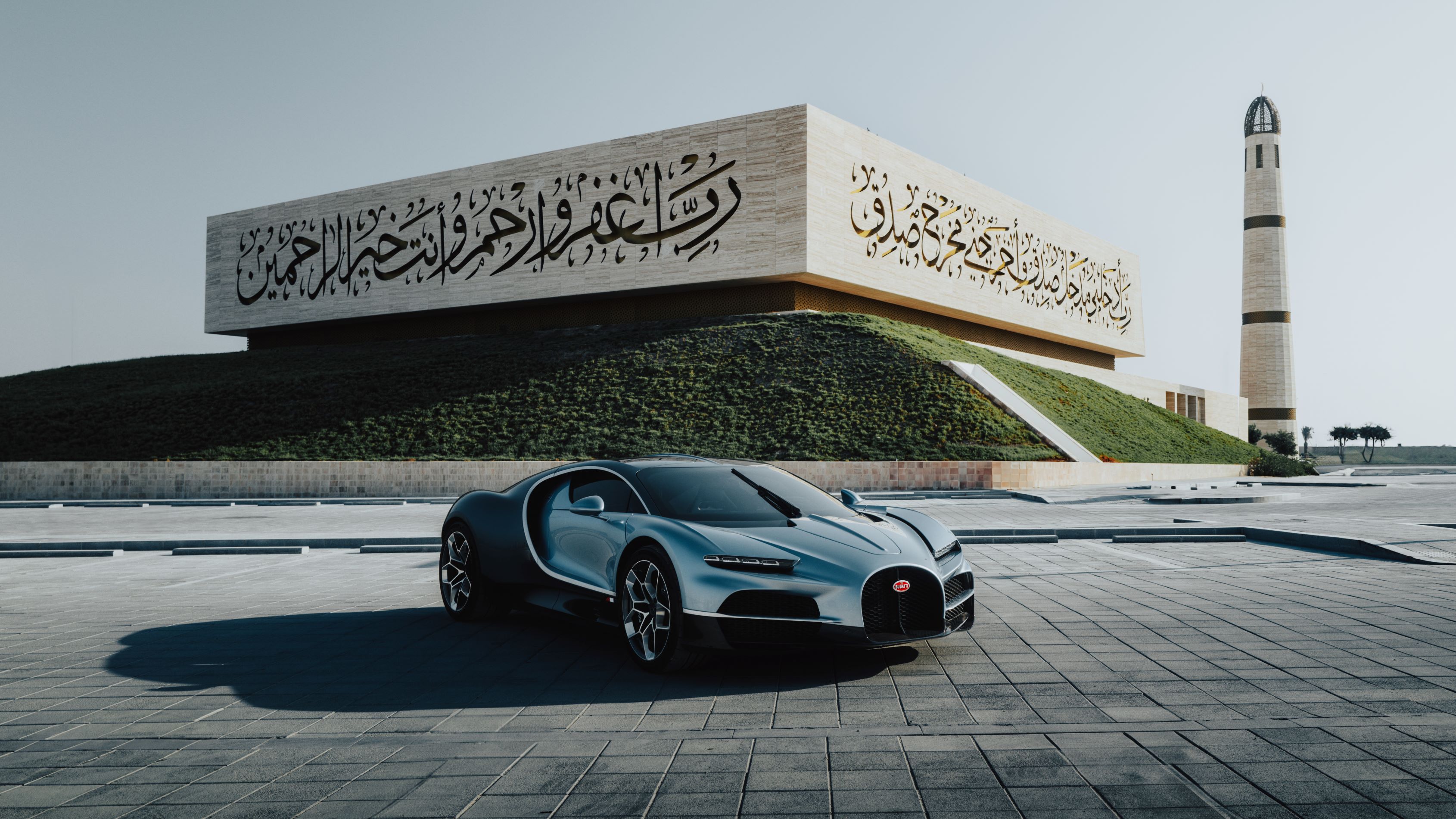 Bugatti تزيح الستار عن Tourbillon المتميّزة في الشرق الأوسط – معيار جديد في عالم السيارات الخارقة